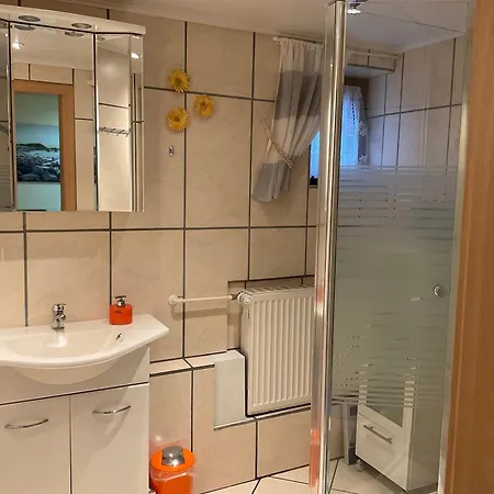 Ruegen_fewo 198 شقة لوترباخ